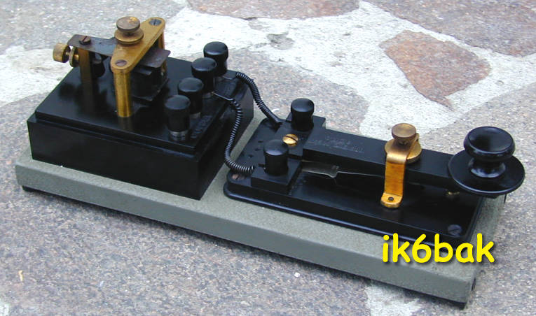 ARGEA telegraph key and buzzer