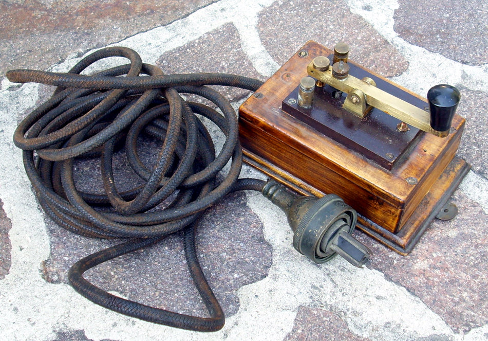 Marine morse key